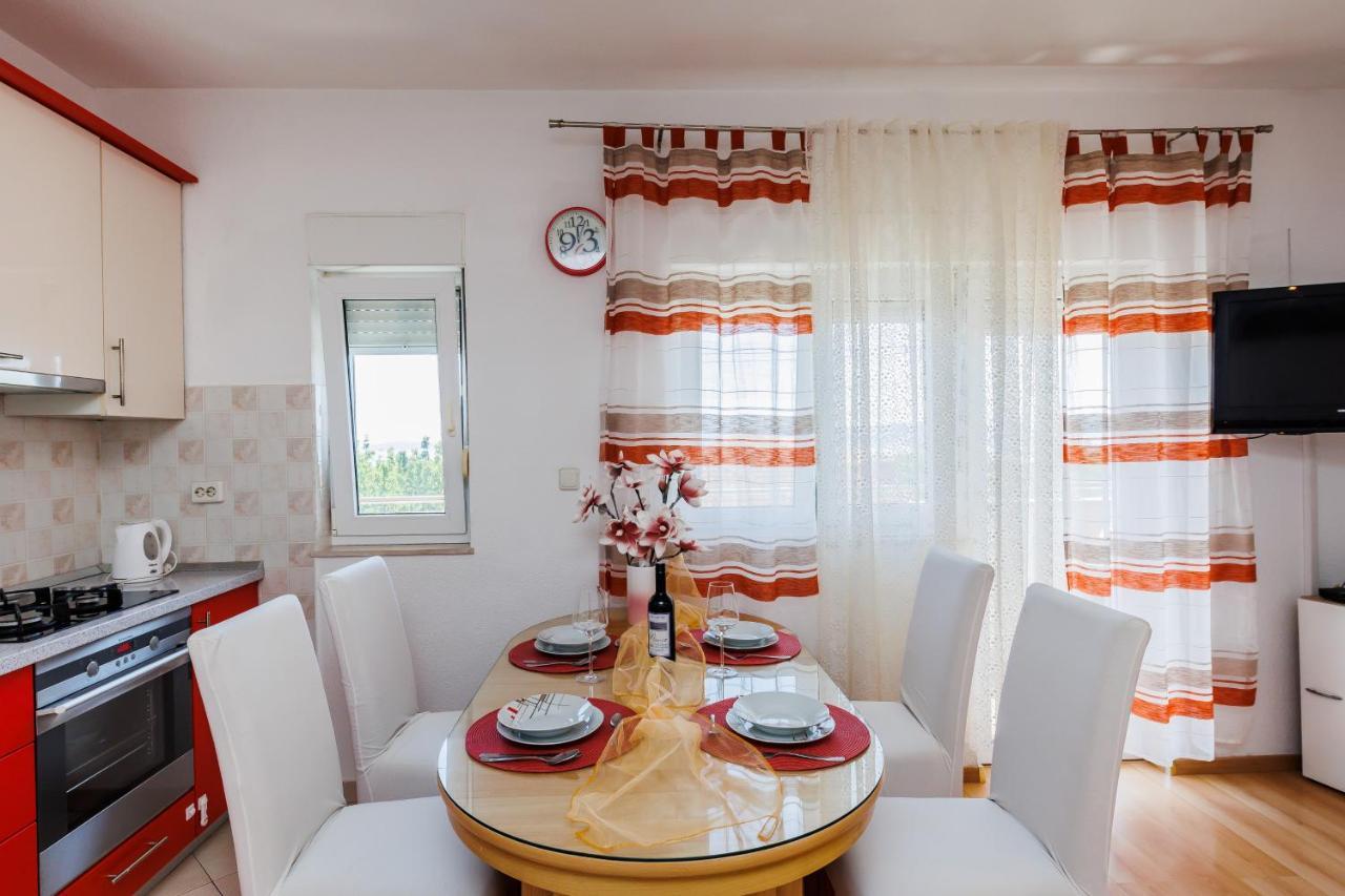 Apartman Marija Kaštela Exterior foto